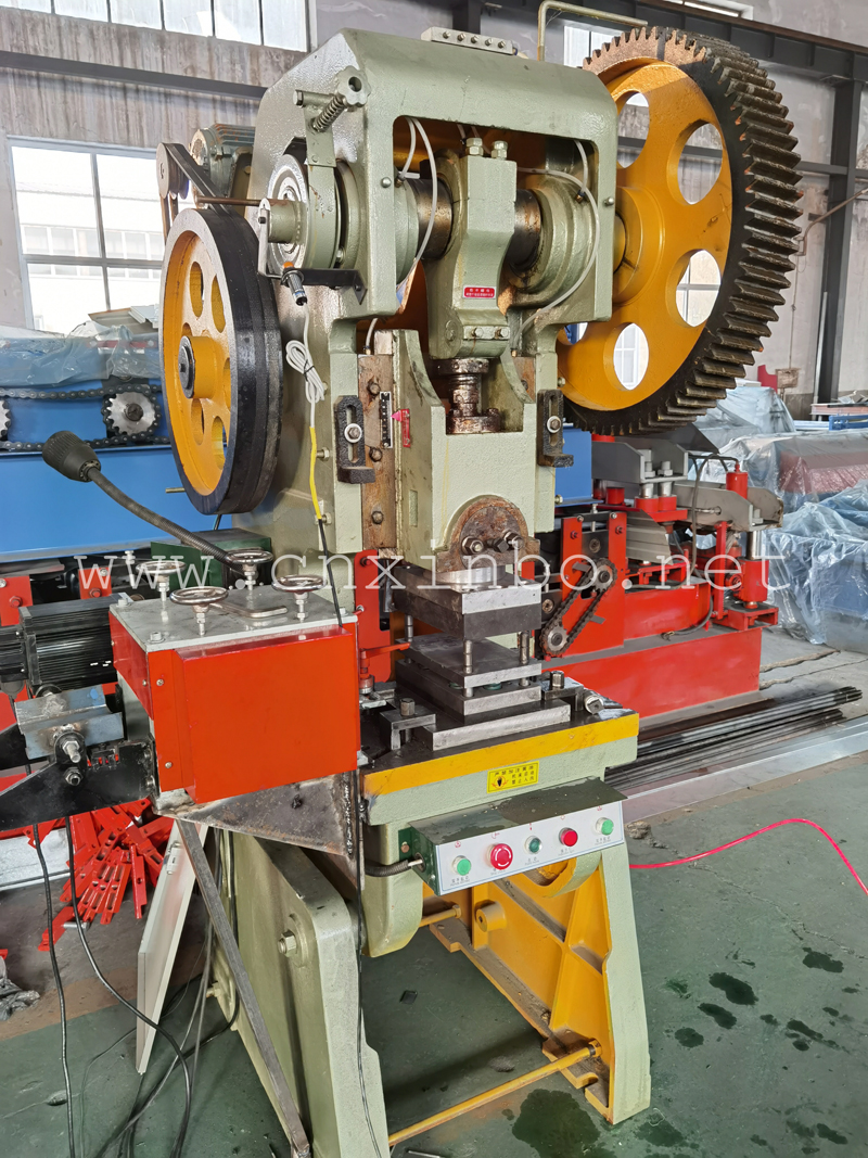 punching machine (1)1.jpg